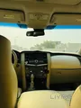 نيسان باترول بلاتينيوم 2010 - 7 مقاعد، دفع رباعي، بنزين، داخلية جلد، بسعر 33,000 ريال قطري
